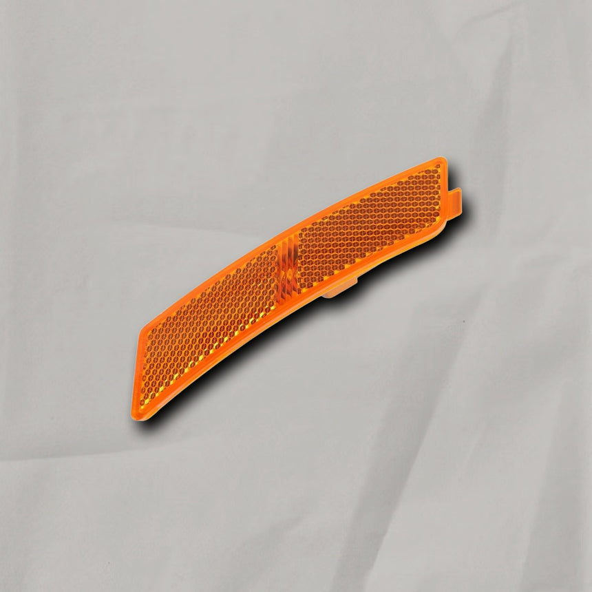 2021-2024 Cadillac CT5 Passenger Side Front Side Marker Lamp OEM
