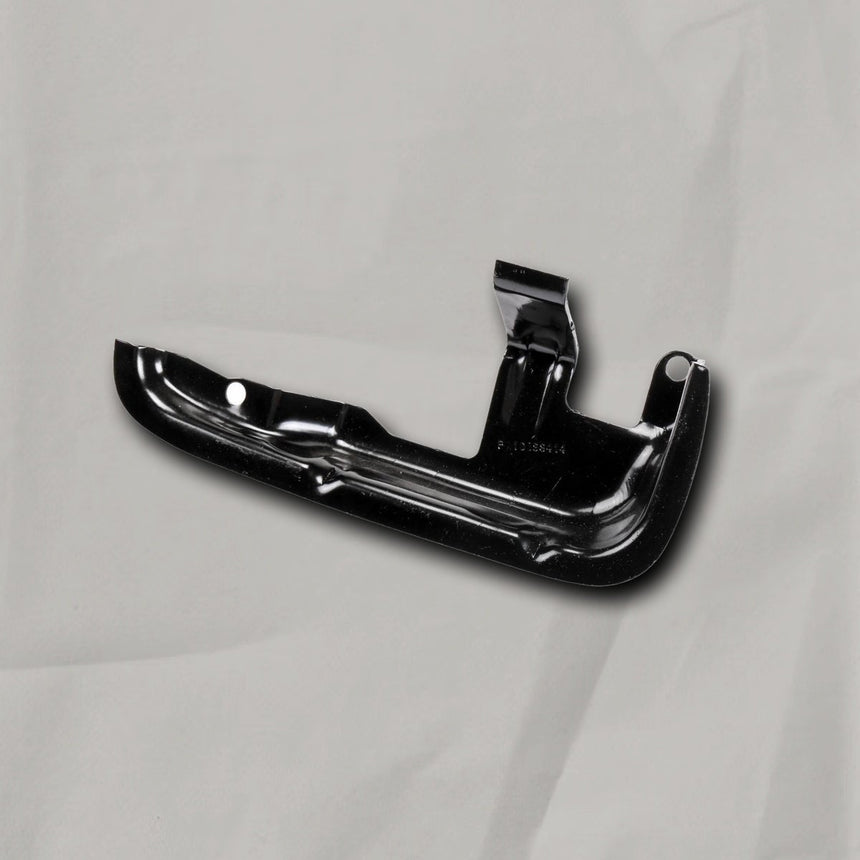 2024 Chevy Express 2500 3500 Passenger Side Front Door Handle Bracket OEM