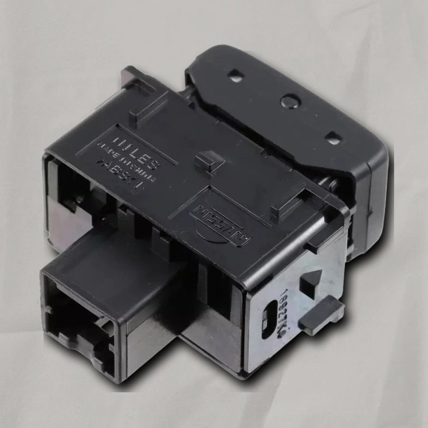 2022-2024 Nissan Titan Titan XD Cargo Area Light Switch OEM