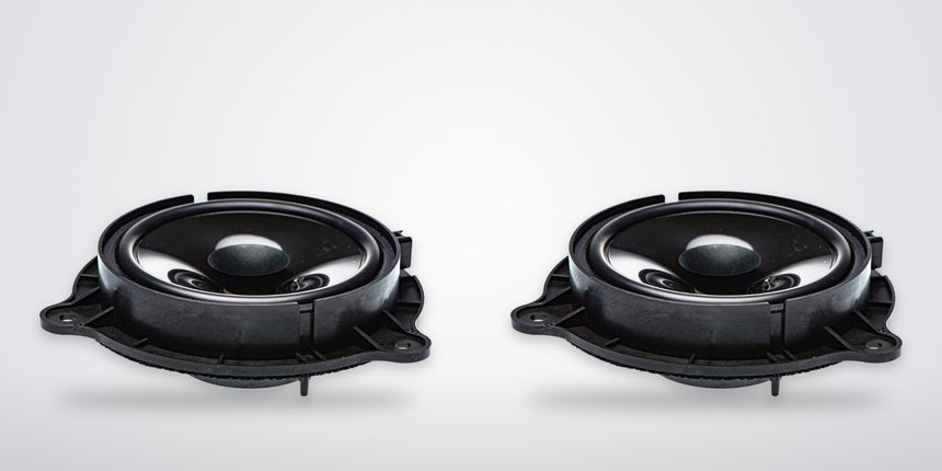 Set of 2 Nissan OEM door speakers