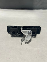 Load image into Gallery viewer, CL-0323-8C2Z-1526604-BD-H21 1992-2014 Ford E-150 Econoline Hinged Outside Door Handle 8C2Z-1526604-BD