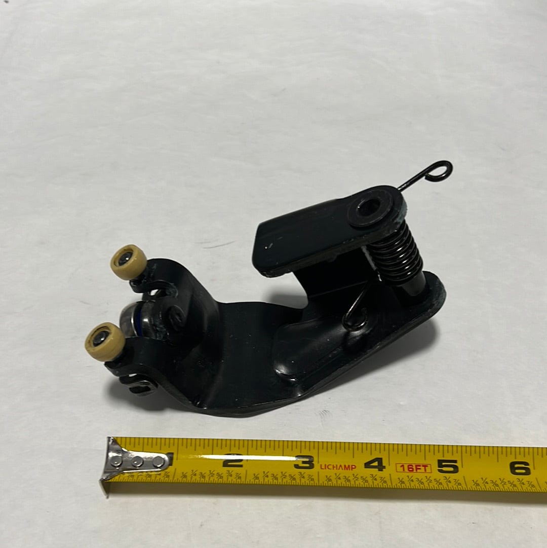 72521-SHJ-A21-F11 2005-2010 Passenger Side Power Sliding Door Center Roller Hinge Genuine New