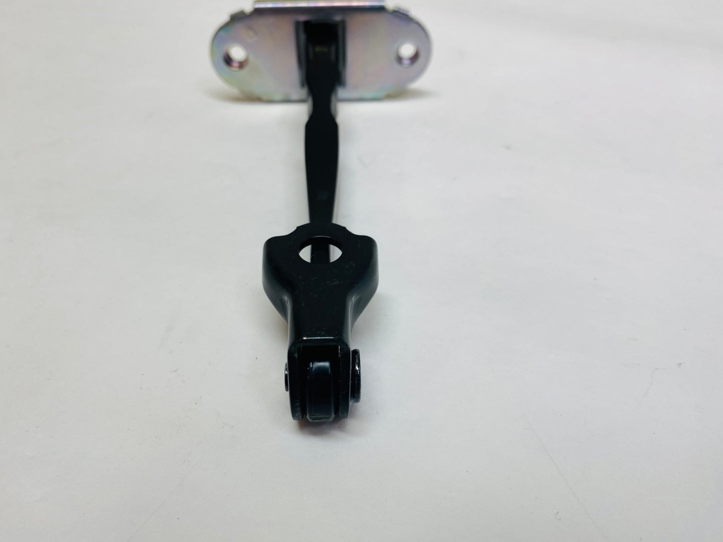 80430-ZX60A 2007-2012 Nissan Altima Sedan Front Door Hinge Check Stopper