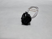 Load image into Gallery viewer, 19168034-C5 2007-2012 Silverado or Sierra (1) Fog Light Wiring Connector With Plug Genuine New