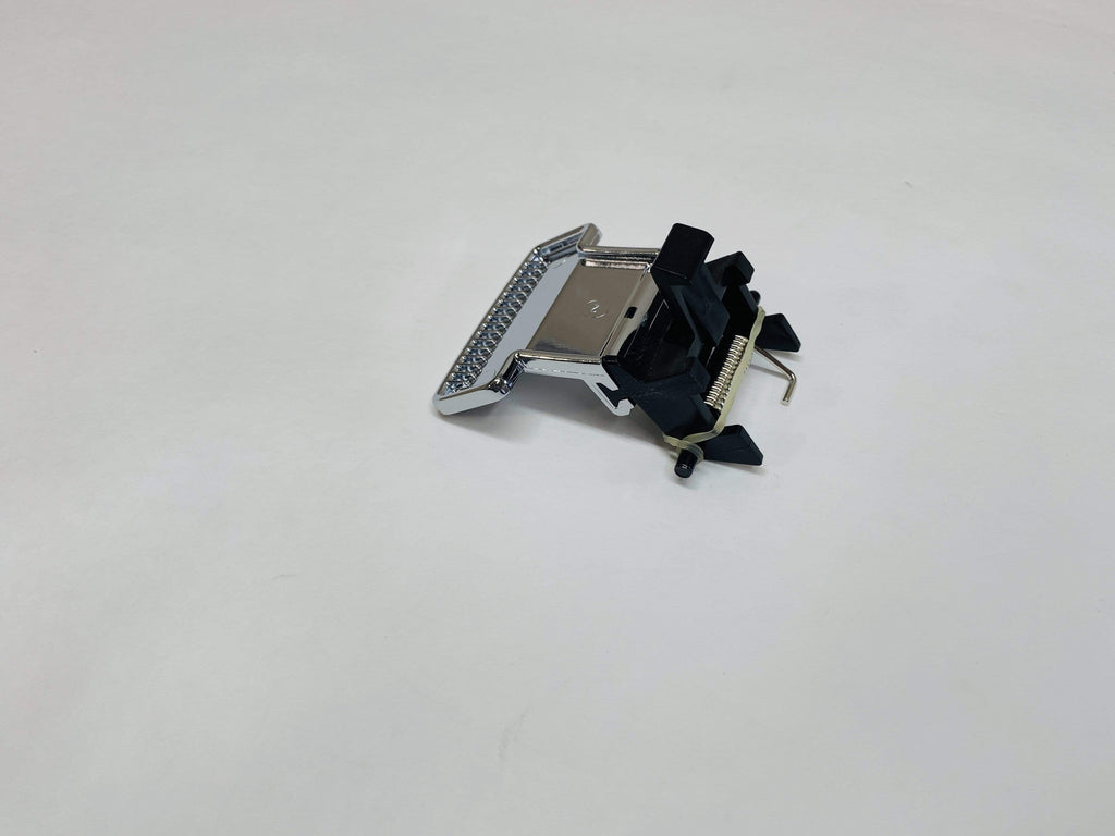 FA8Z-7406064-AA 2009-2019 Ford Flex Glove Compartment Center Console Door Striker
