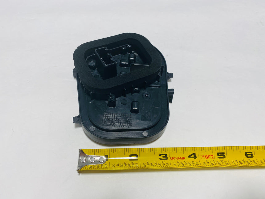 2013-2015 Ford C-Max Driver Side Tail Light Lamp Bulb Holder Socket