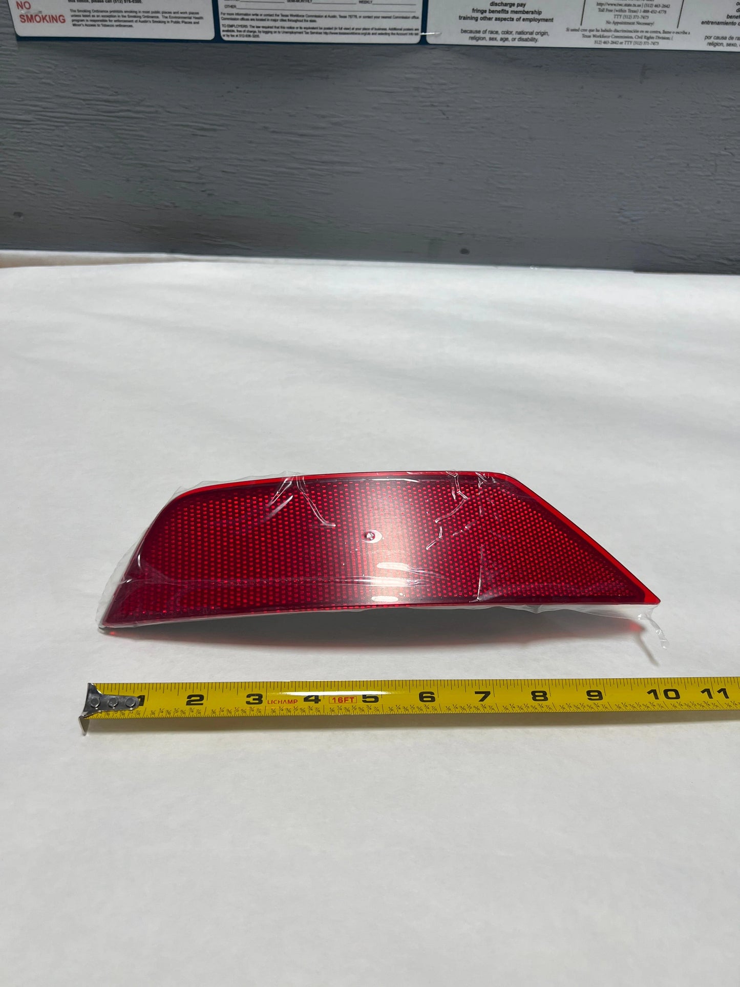 CL-CJ5Z-15A449-A-H16 2013-2019 Ford Escape Passenger Side Rear Bumper Reflector Genuine New