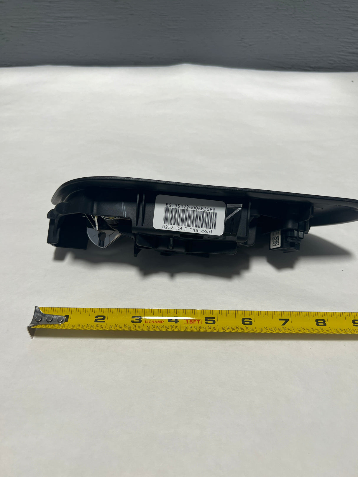 CL-DG1Z-5422600-AC-C22 2013-2019 Ford Taurus Front Passenger Door Interior Chrome Door Handle With Lock Switch