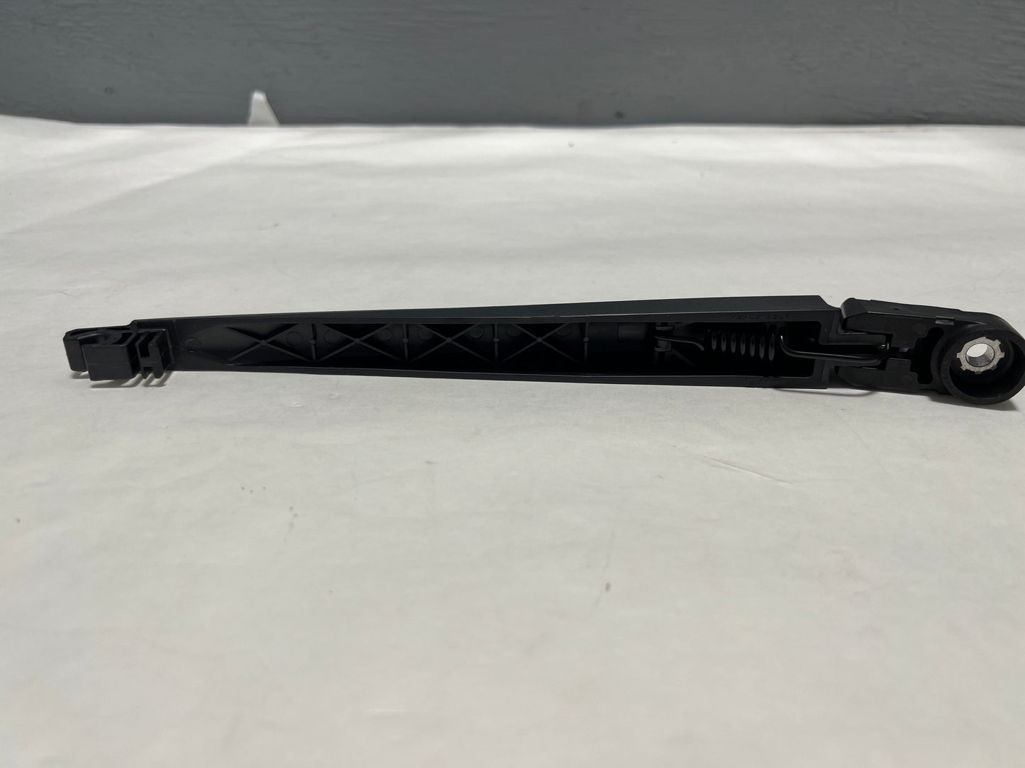 L206-67-421 2013-2020 Mazda CX-5 Rear Tailgate Window Wiper Arm Genuine New