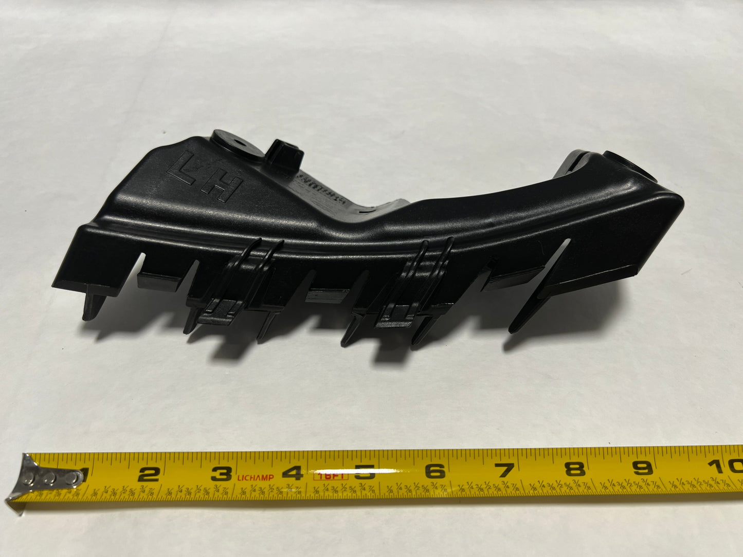 86551-B2000-H8 2014-2019 Kia Soul Driver SIde Front Bumper Bracket Genuine