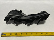 Load image into Gallery viewer, 86551-B2000-H8 2014-2019 Kia Soul Driver SIde Front Bumper Bracket Genuine