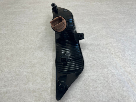 CL-0323- FR3Z-13200-A-C30 2015-2017 Ford Mustang Genuine New Passenger Side Parking Side Marker Lamp