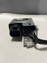 Load image into Gallery viewer, CL-0423-DC3Z-5K202-C-C20 2015-2019 Ford Transit 150 250 350 3.2 Diesel NOX Control Module Genuine New