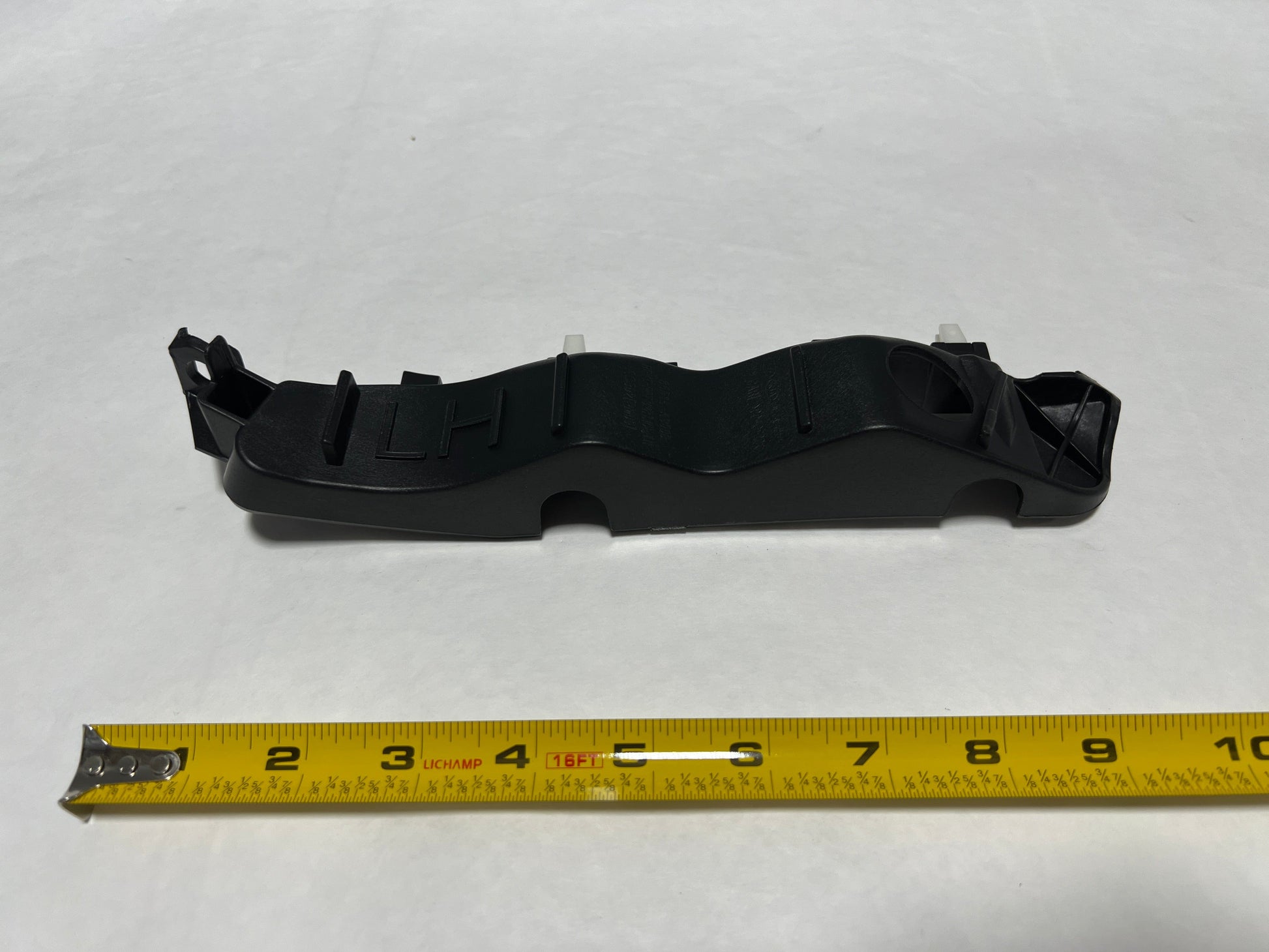 86513-A9000-H8 2015-2021 Kia Sedona Driver Side Front Bumper Bracket Genuine New