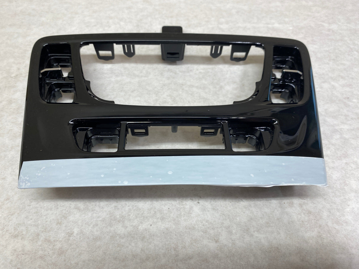 CL-0323-42457912-C24 2017-2022 Buick Encore A/C Heater Control Dash Bezel Trim Piano Black Genuine New