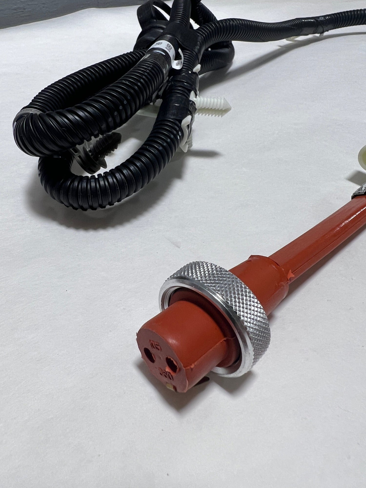 CL-FL3Z-6B018-K-C27 2017 Ford F-150 With 5.0 Engine Cord and Plug For Engine Block Heater.