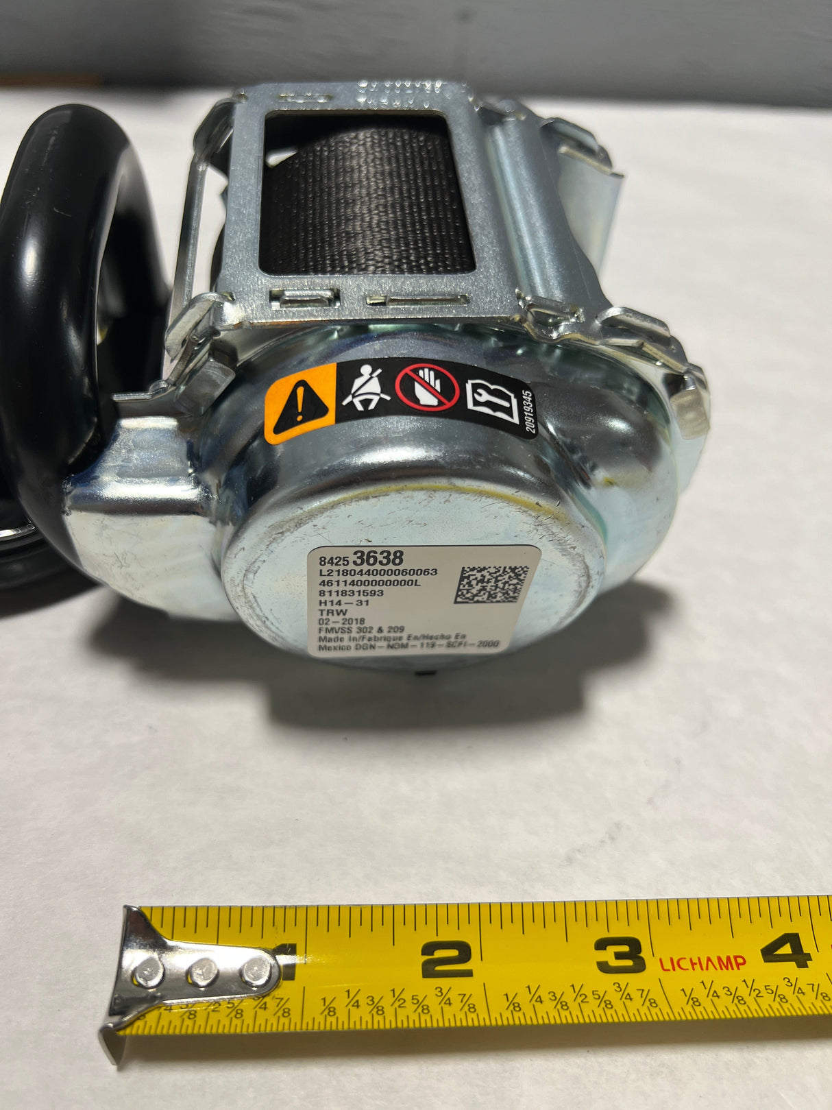 CL-0323-19356079-H22 2018-2019 Silverado or Sierra 2500 3500 Front Driver Seat Belt Retractor Cocoa Color