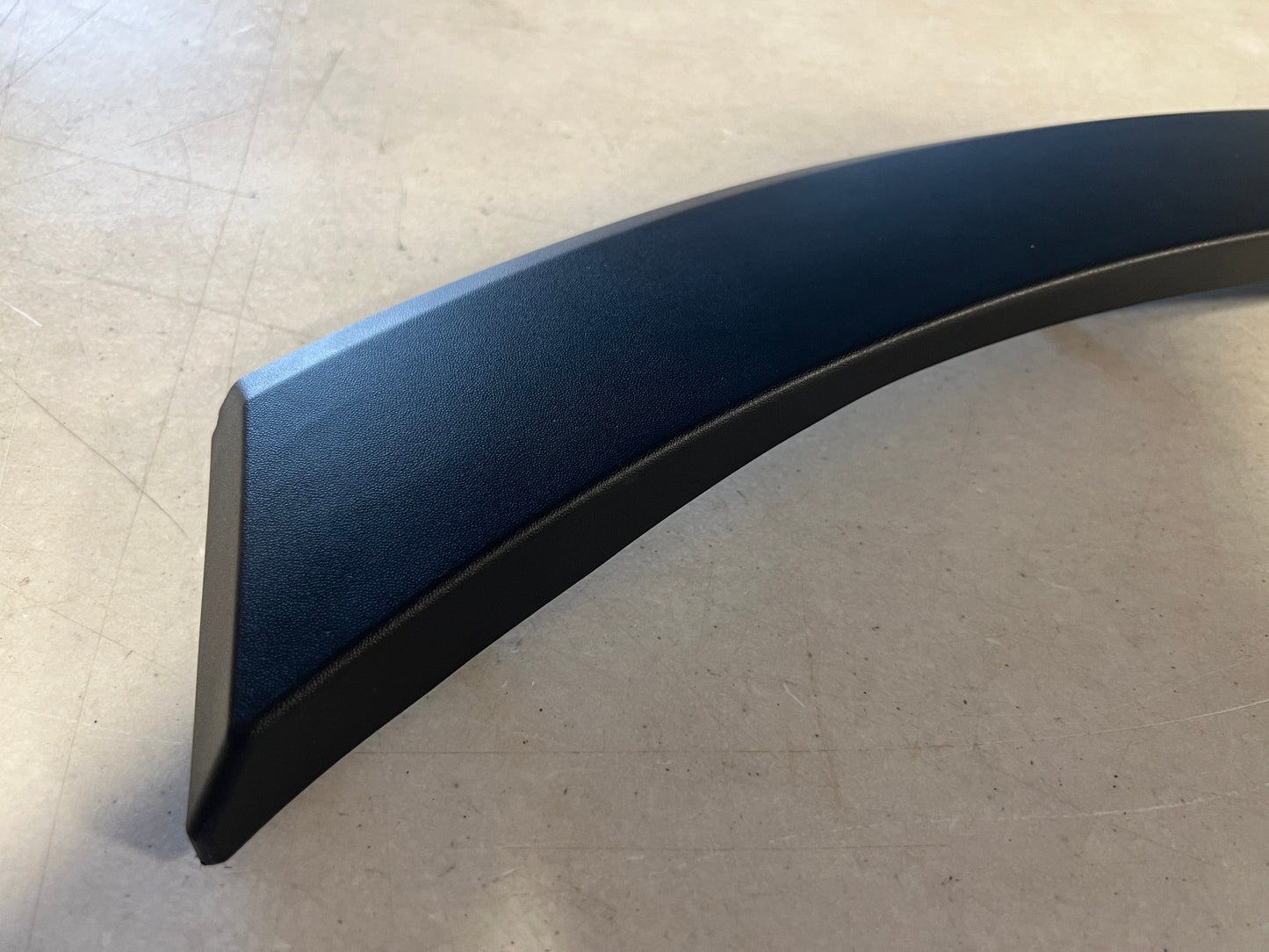 CL-KK3Z-61278L00-FA-H6 2019 Ford Transit Front Passenger Side Wheel Arch Trim Genuine New