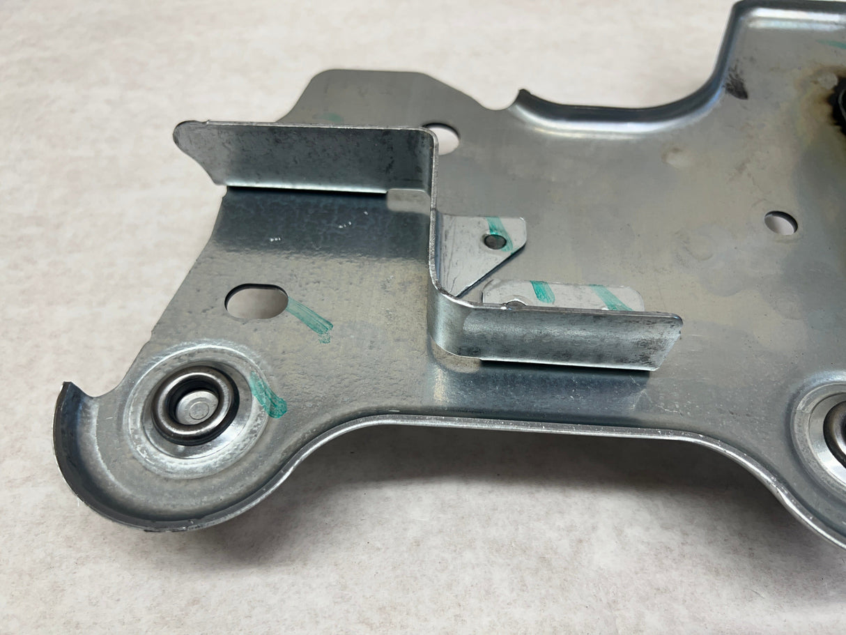 CL-0323-LX6Z-17B749-A-C30 2020-2022 Ford Escape Passenger Side Front Bumper Bracket Genuine New