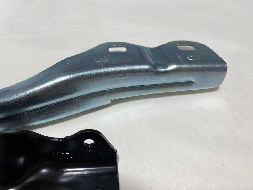2021-2023 Ford Bronco Passenger Side Hood Hinge
