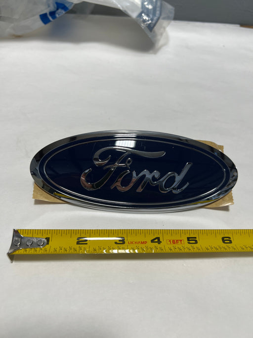 CL-GJ5Z-8213-C-H18 2022-2023 Ford Maverick Front Grille Emblem Genuine New