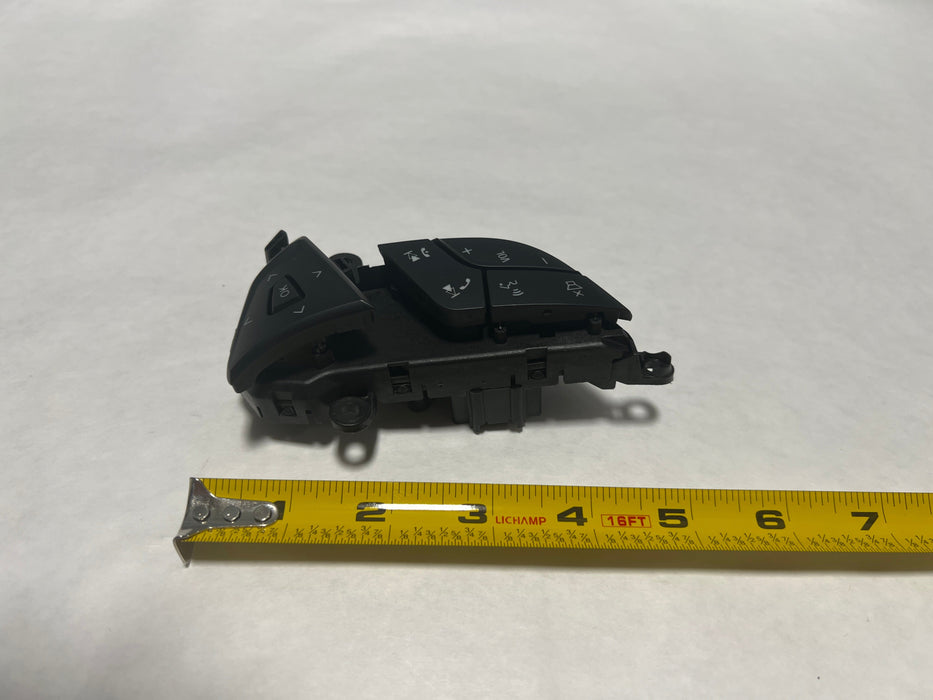 DG9Z-9C888-DC Ford Edge or Fusion Right Hand Steering Wheel Radio Control