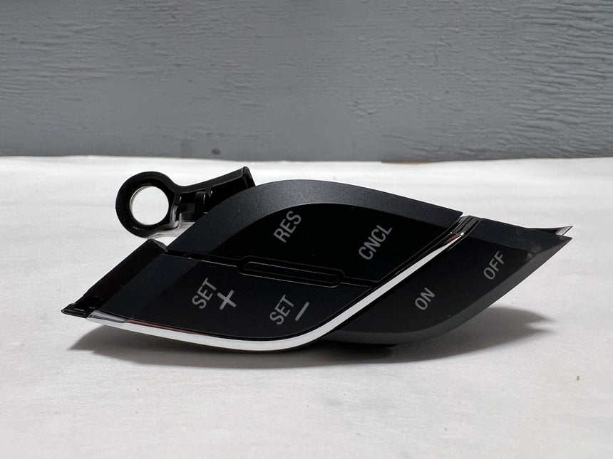 2015-2020 Ford Fusion Lincoln MKC Left Steering Wheel Cruise Control Switch